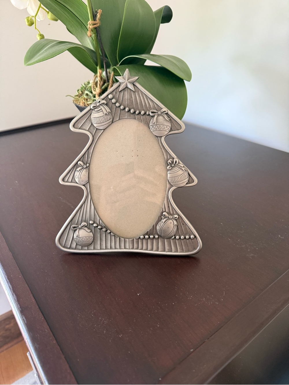Photo Frame in the shape of a Christmas Tree